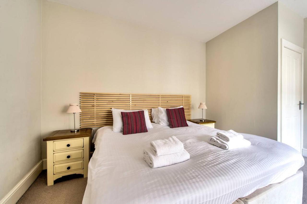 Joivy Bright 1 Bed Flat, Close To Princess Street Edimburgo Exterior foto